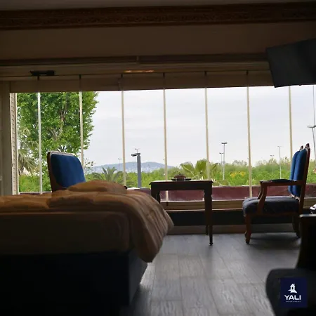 Hotel Yali